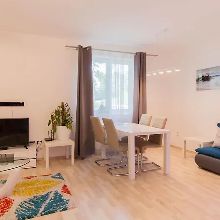 Madelein Apartment